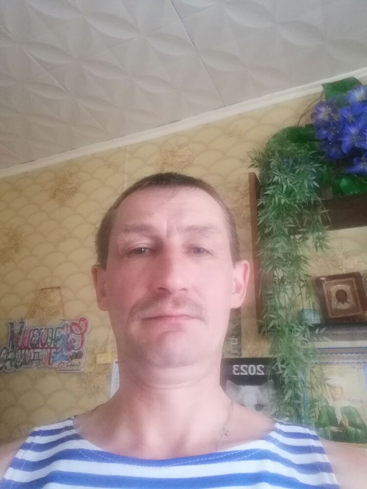  37429015  , 49 ,    