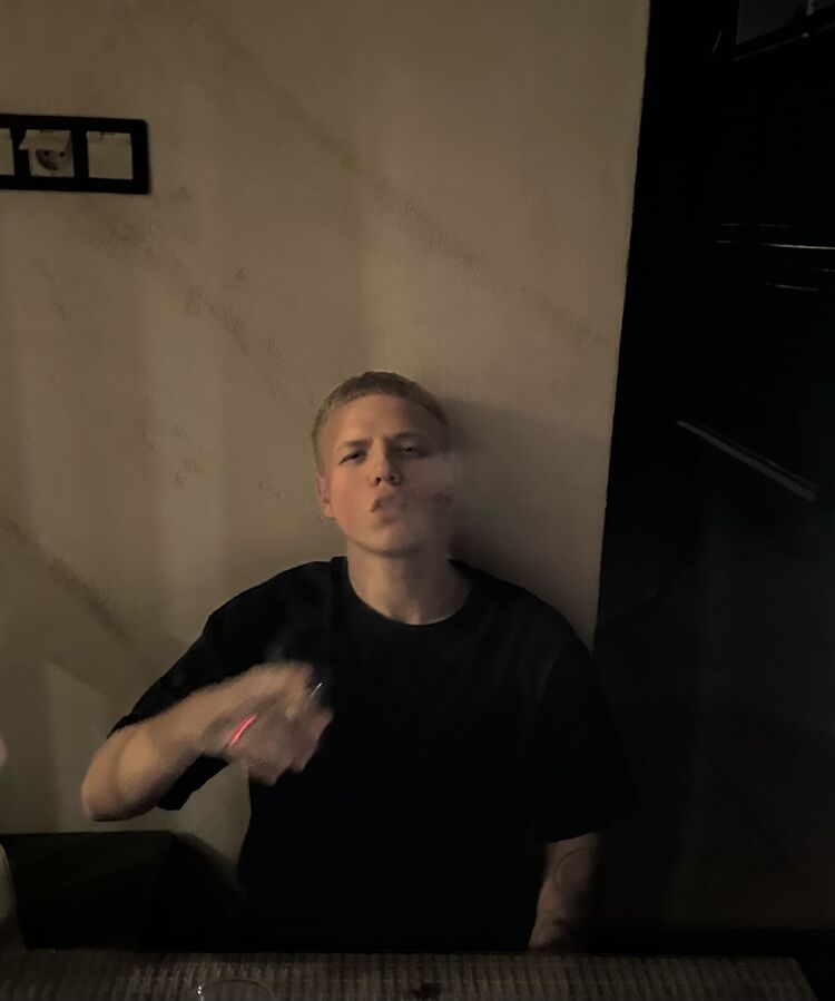  45646105  , 21 ,    