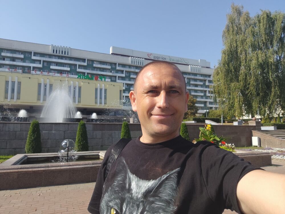  46159405  Leonid, 43 ,    