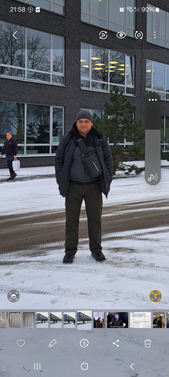  42825855  Sherzod, 43 ,    