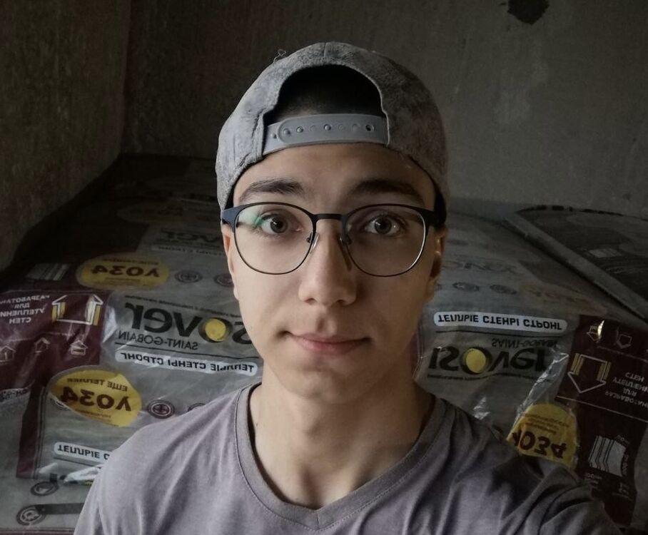  38332455  , 21 ,    