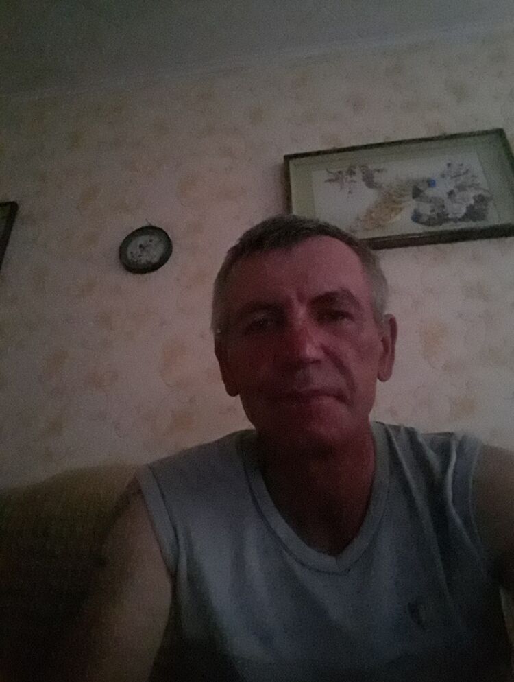  18832555  , 53 ,    