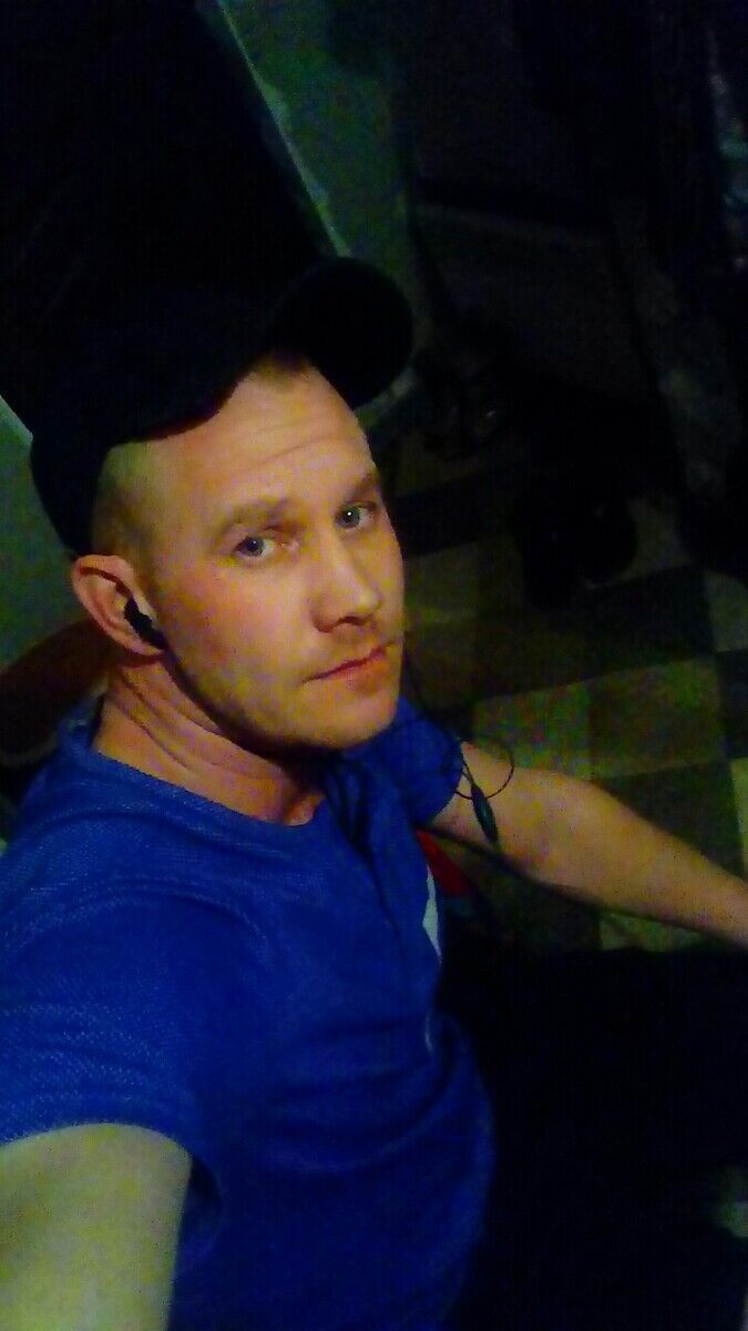  20641385  , 37 ,    