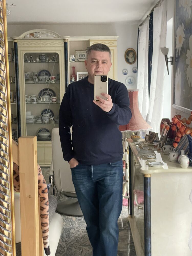  Duren,   Viktor, 47 ,     , c 