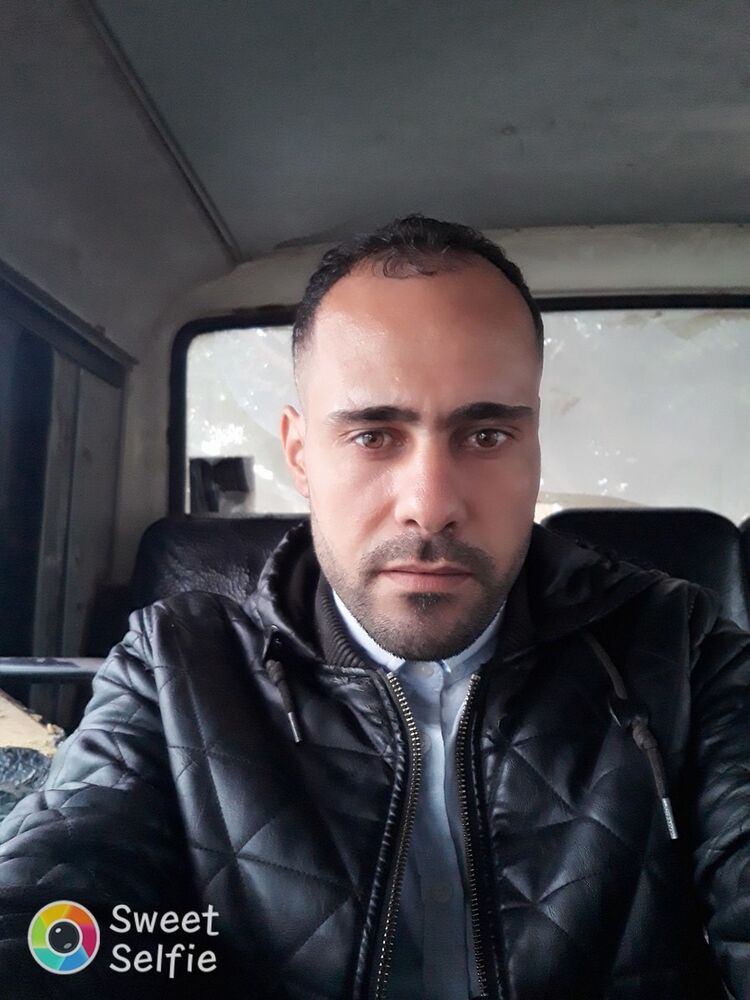  18205865  Khaled, 34 ,    Algiers