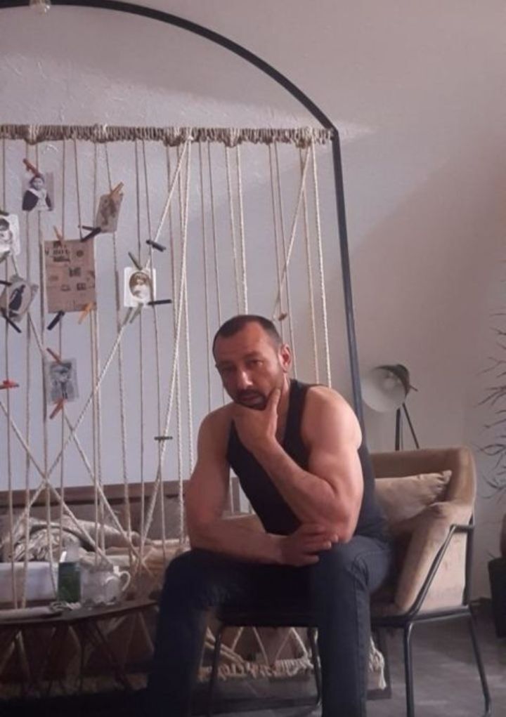  -,   , 44 ,   ,   