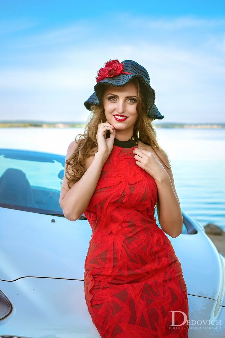  ,   Olesya, 37 ,   ,   