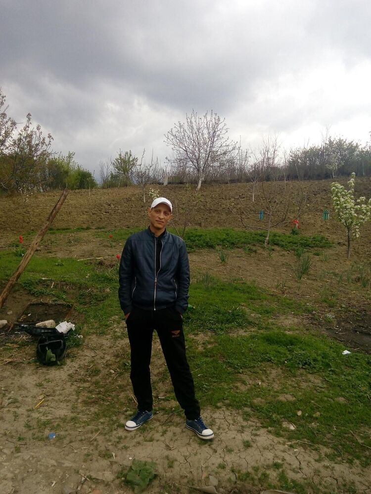  11044015  Ziabka, 43 ,    