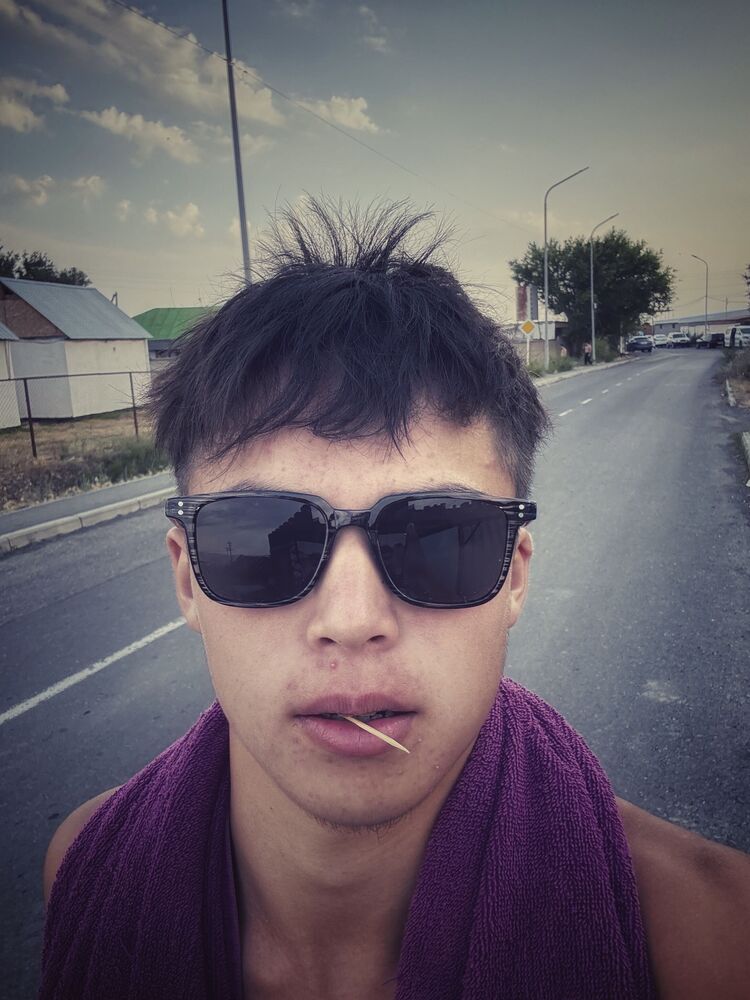  54153705  Tima, 25 ,    