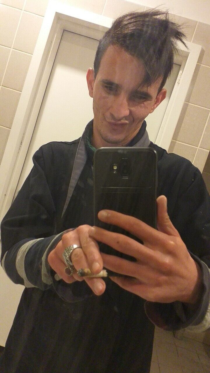  Algiers,   , 31 ,   c 
