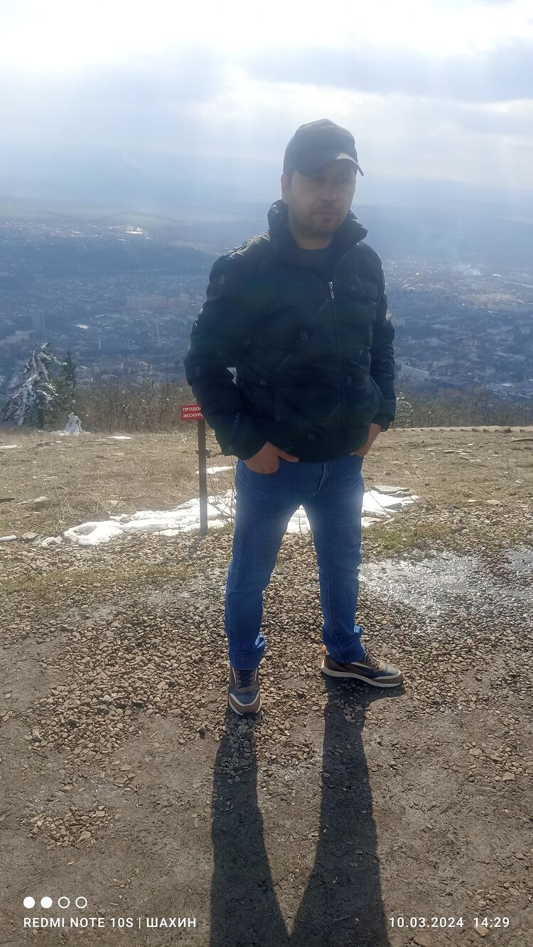  49004645  , 37 ,    