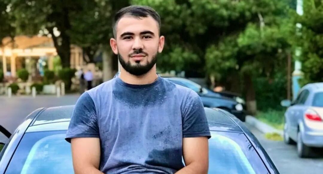  29963475  , 25 ,    -