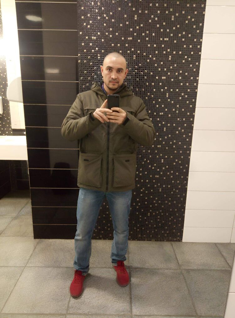  49570715  Maksim, 36 ,    