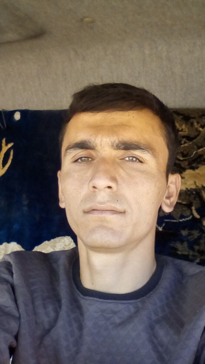  12574665  Firuz, 32 ,    