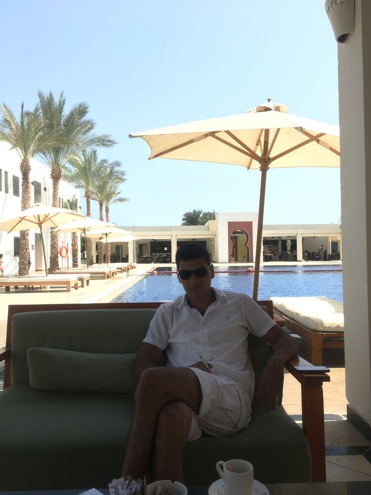  10175725  Tiko, 35 ,    