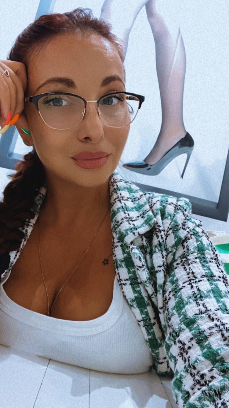  38019625  Aleksa, 36 ,    