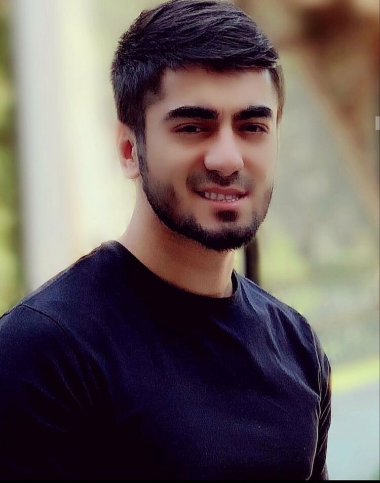  19405475  Amir, 36 ,    