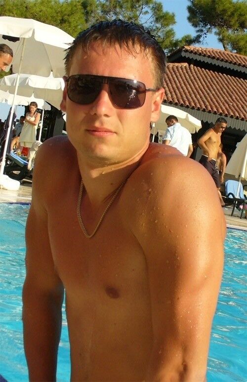  ,   Roman, 42 ,   