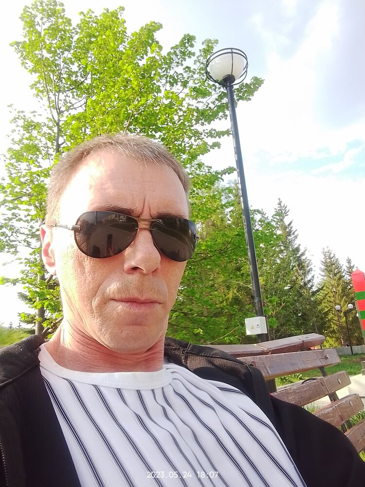  34811095  Sergei, 50 ,    