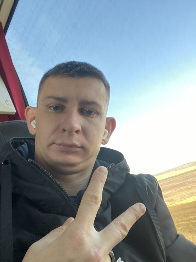  46864665  , 33 ,    