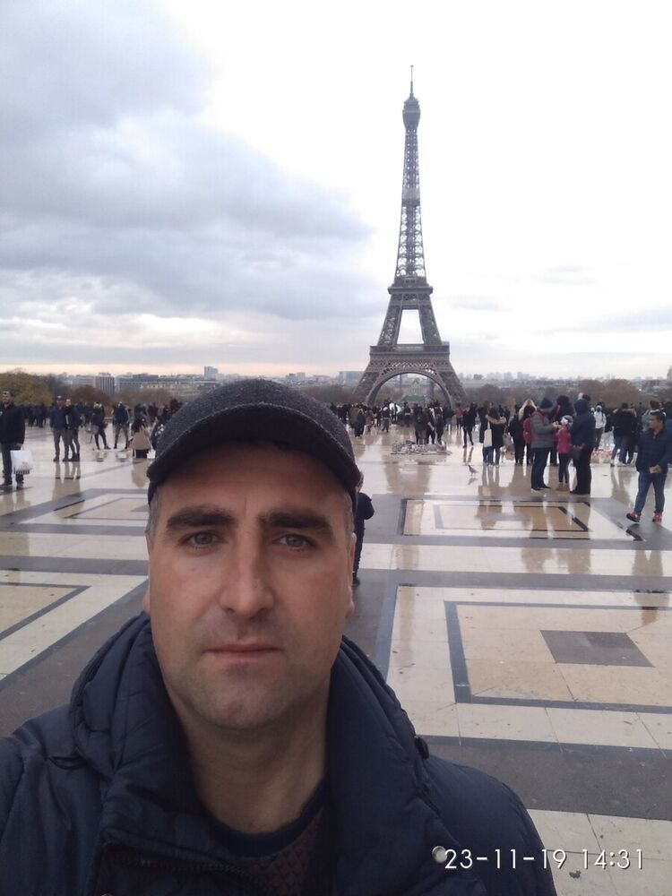  Starnberg,   Andrii, 42 ,   ,   , c 