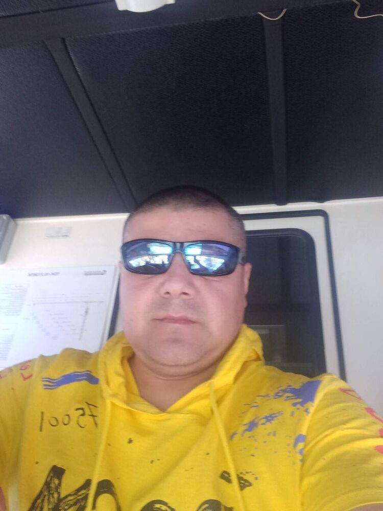  46429775  , 41 ,    