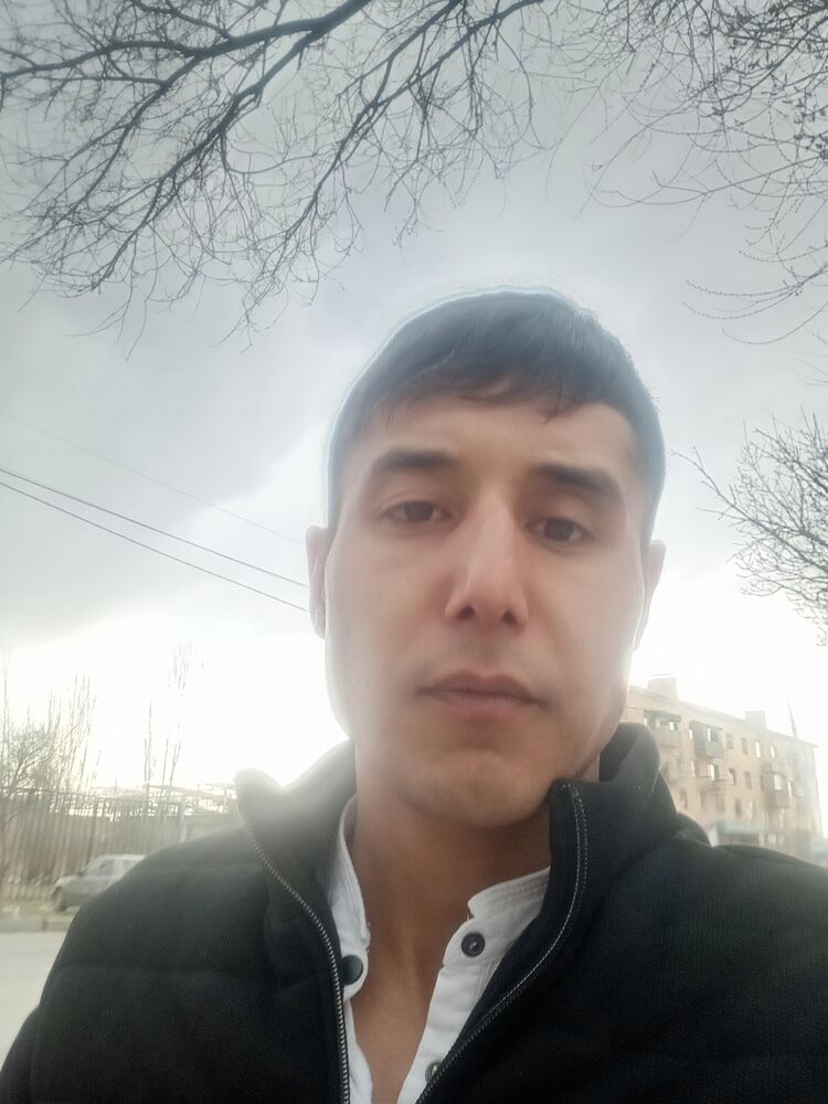  48056335  Isa, 35 ,    