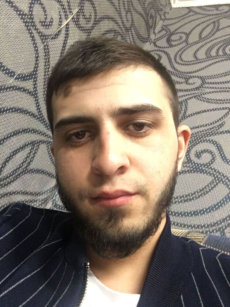  28517775  , 23 ,    
