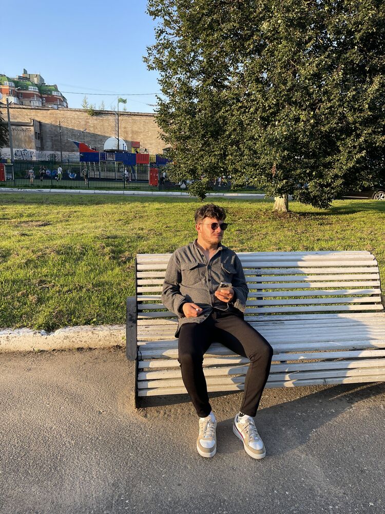  -,   Burak, 28 ,   ,   