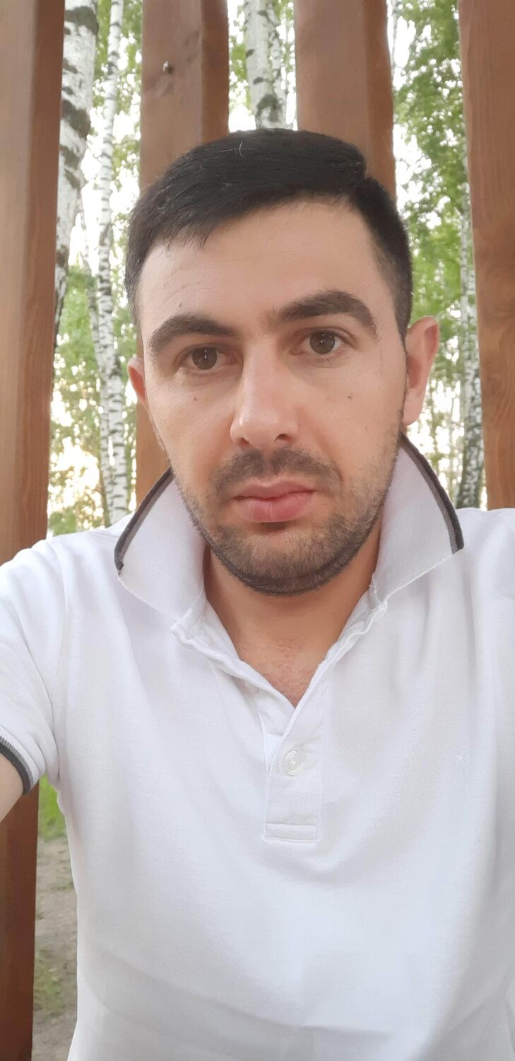  ,   Grisha, 33 ,   ,   