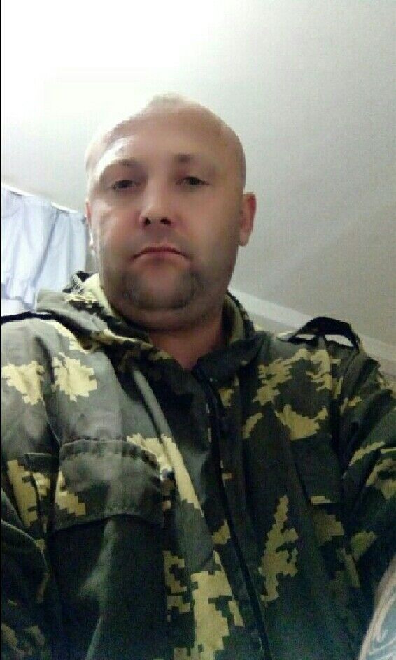  15904365  SERGEY, 46 ,    
