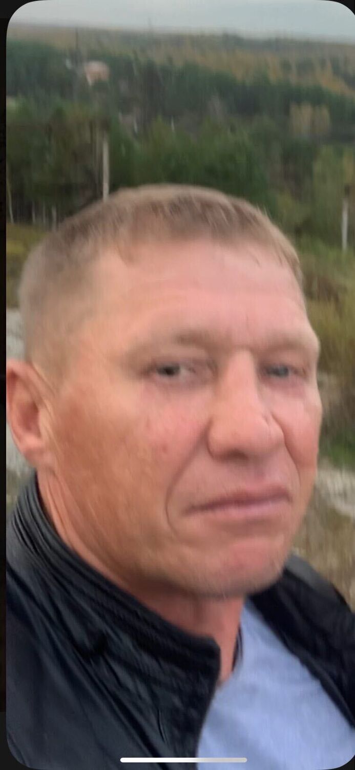  ,   Andrej, 49 ,     , c , 