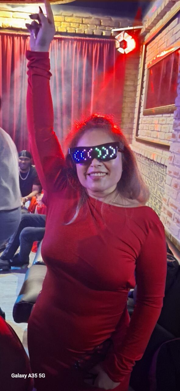  ,   Yanina, 50 ,   c 