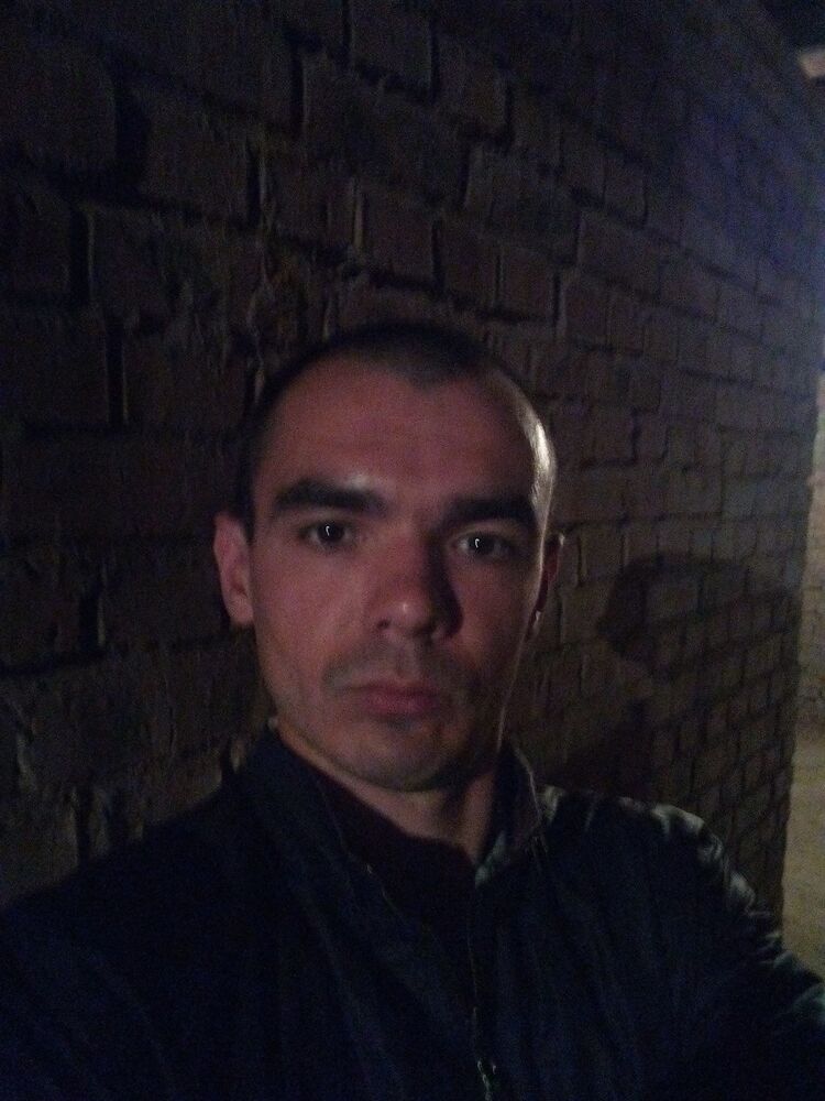  ,   Oleg, 37 ,   ,   , c 