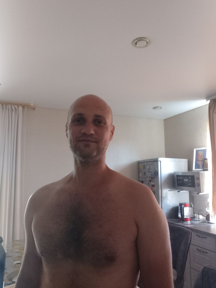  35603425  , 37 ,    
