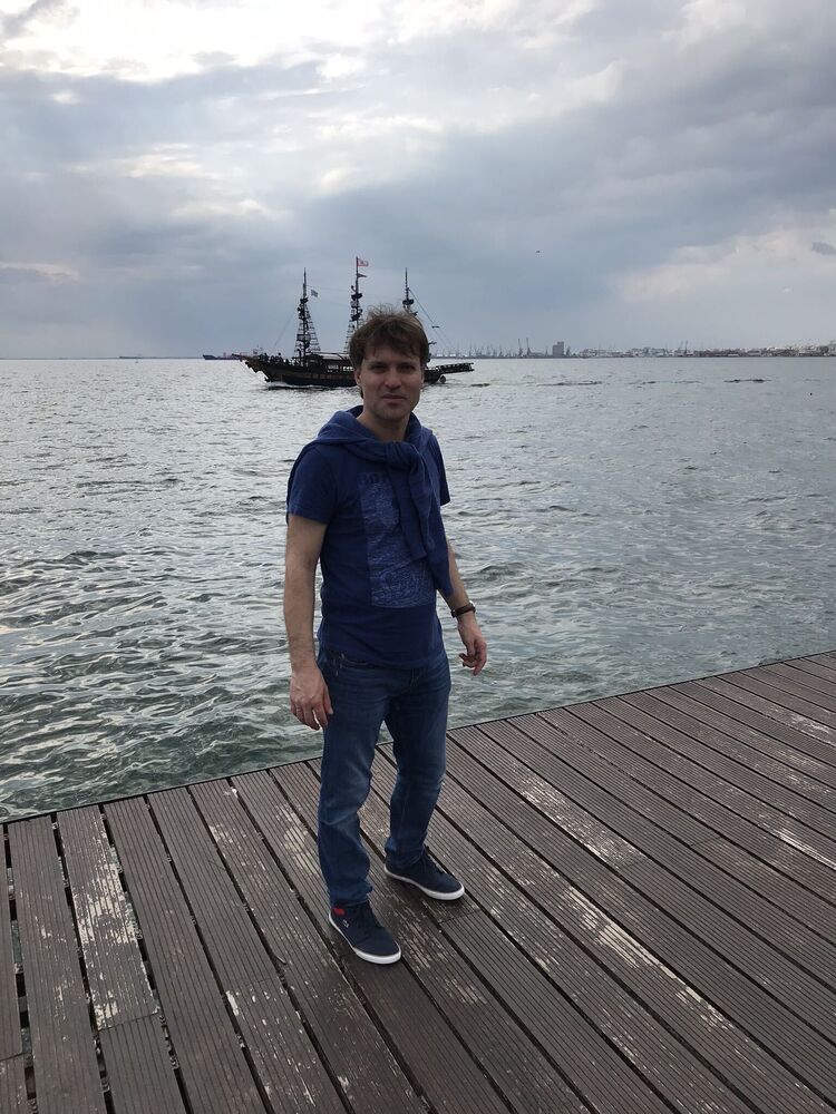  52169785  Vadim, 45 ,    