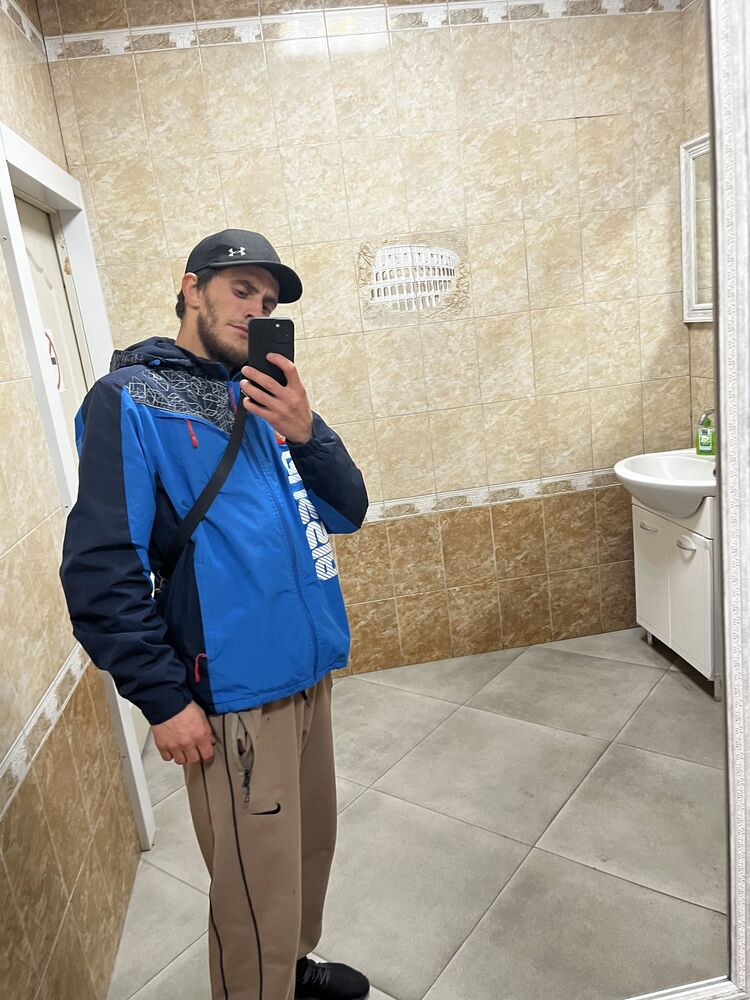  30744475  , 25 ,    