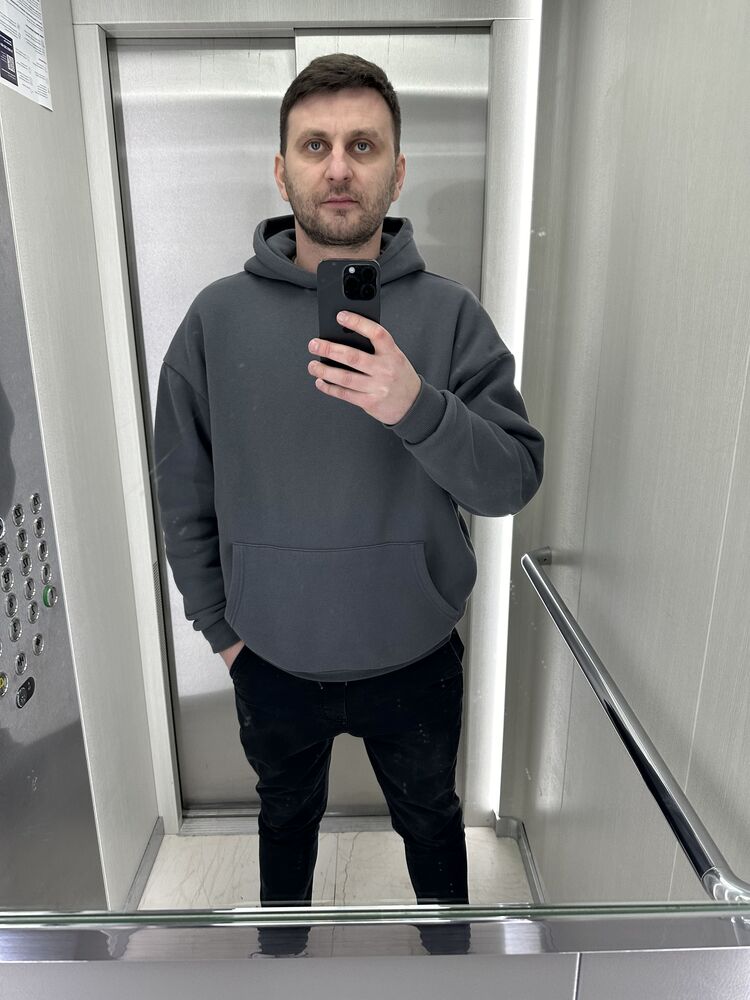  47729085  , 33 ,    