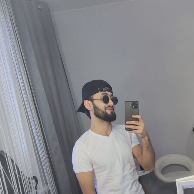 43680015  Halid, 30 ,    