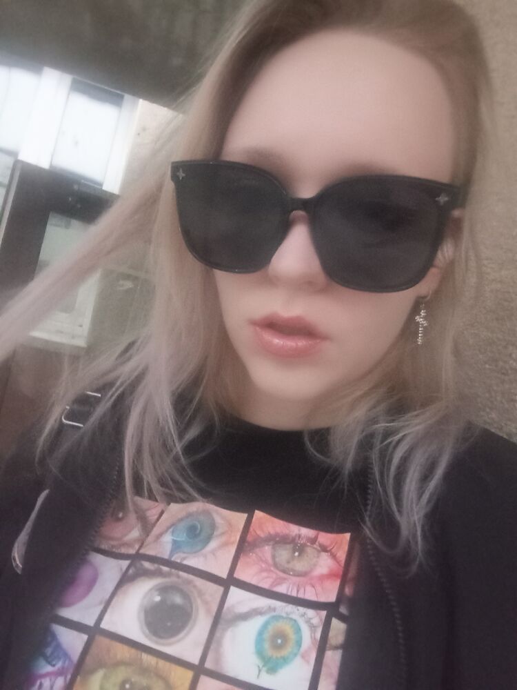  ,   Marina, 23 ,   ,   