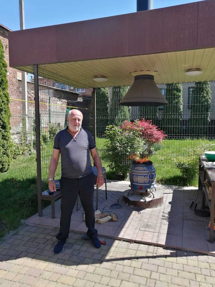  49885025  , 57 ,    --