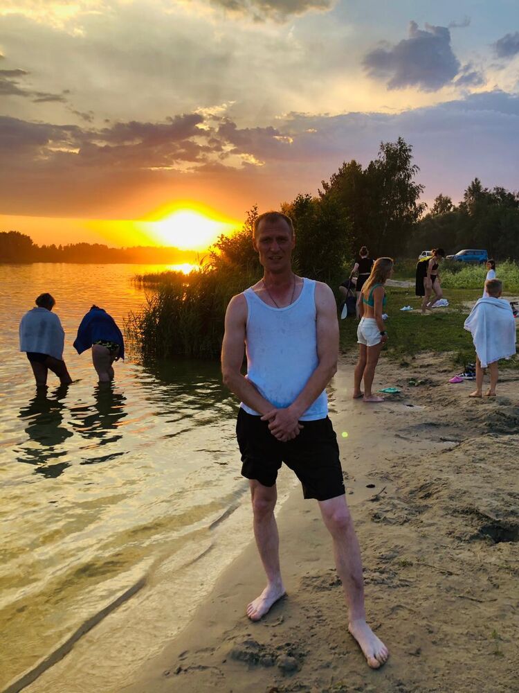  ,   Evgeny, 37 ,   ,   , c , 