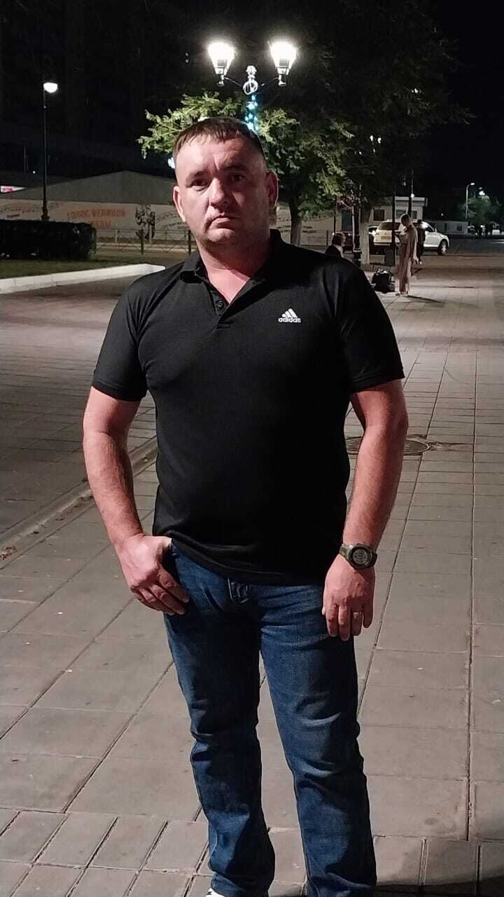 35808185  , 40 ,    