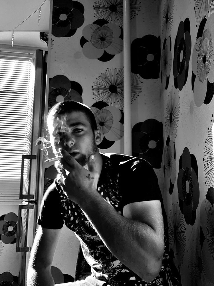  ,   Vard, 32 ,   ,   , c 