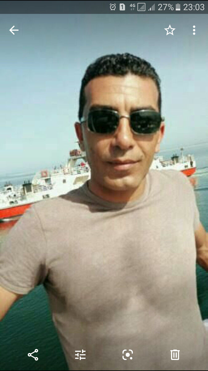  19097485  Nabil, 45 ,    