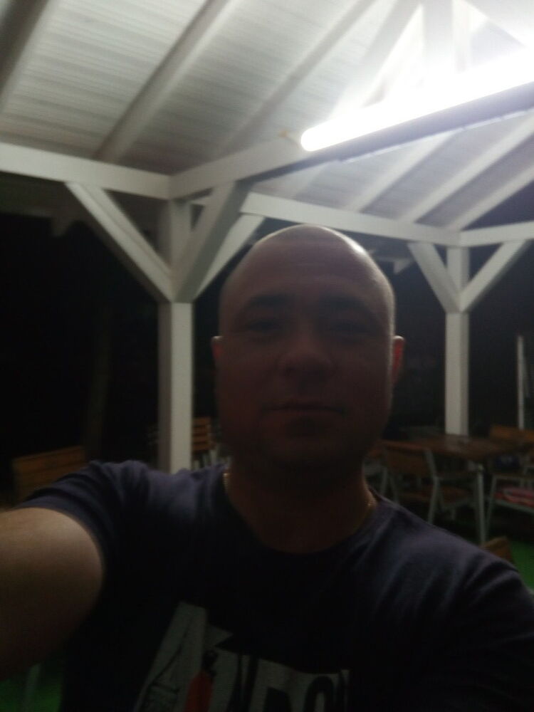  18174605  Ivan, 36 ,    