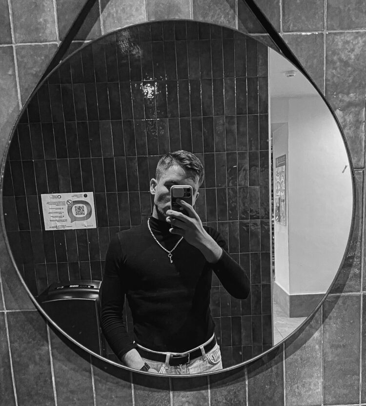  29558525  Aleksey, 22 ,    -