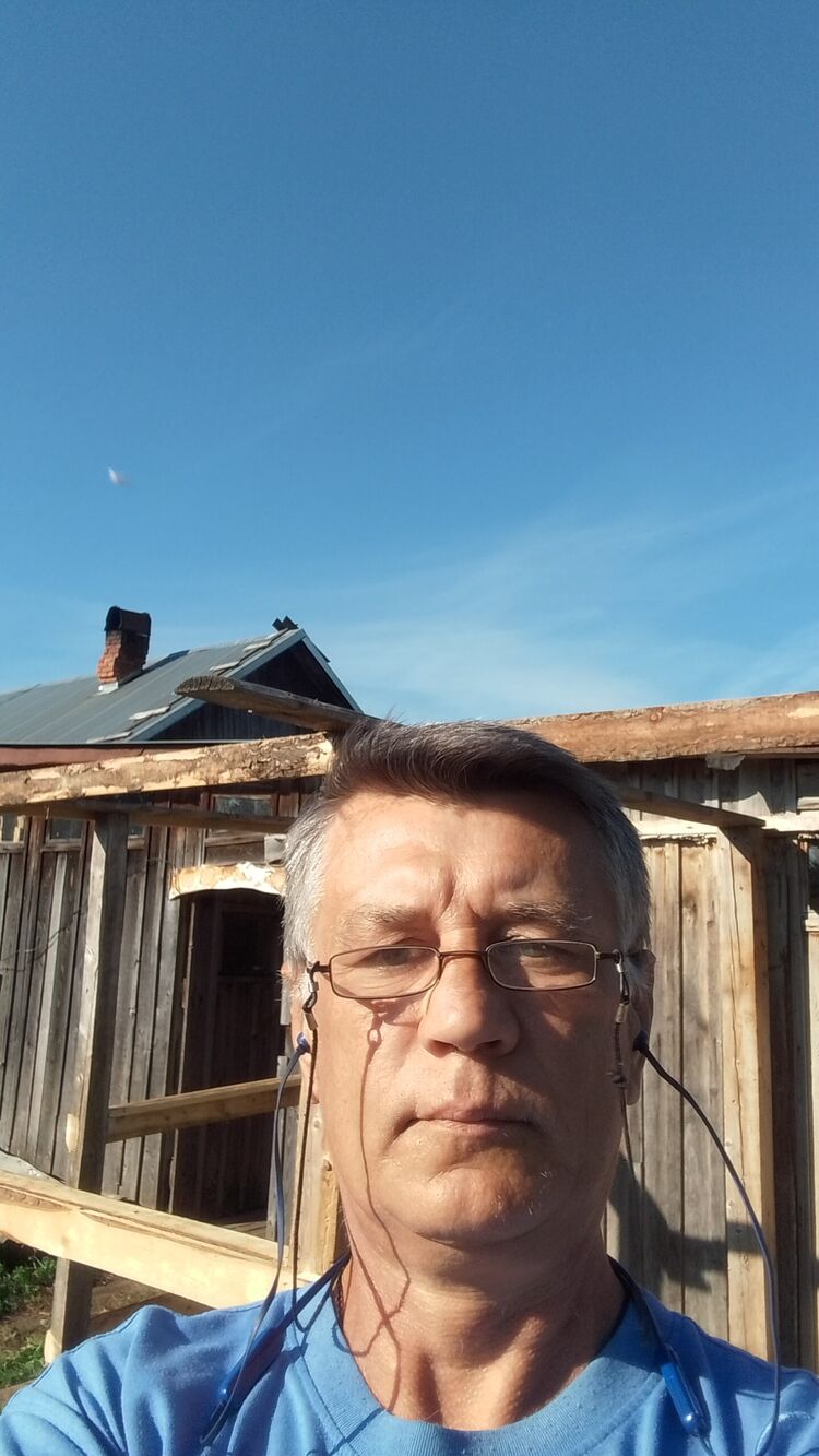  46381495  , 51 ,    