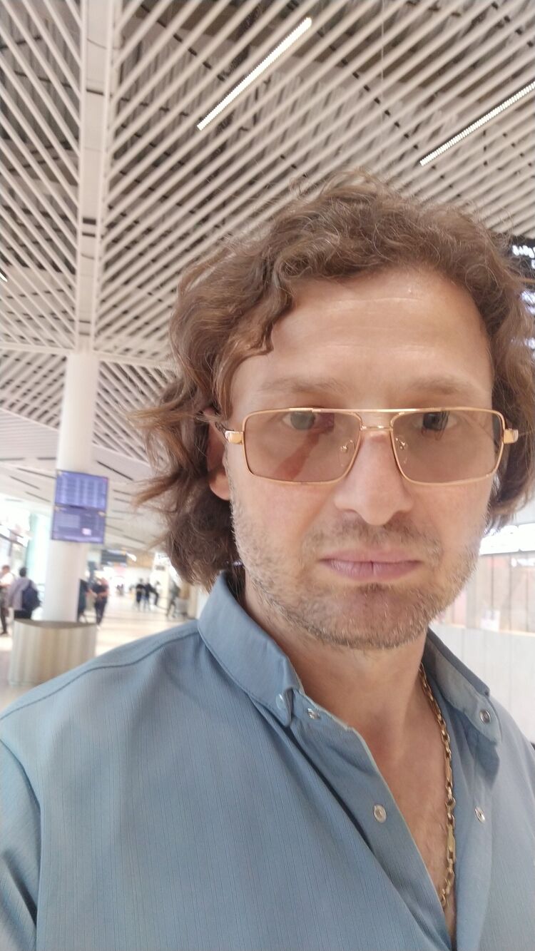  52145085  Shmagi, 37 ,    