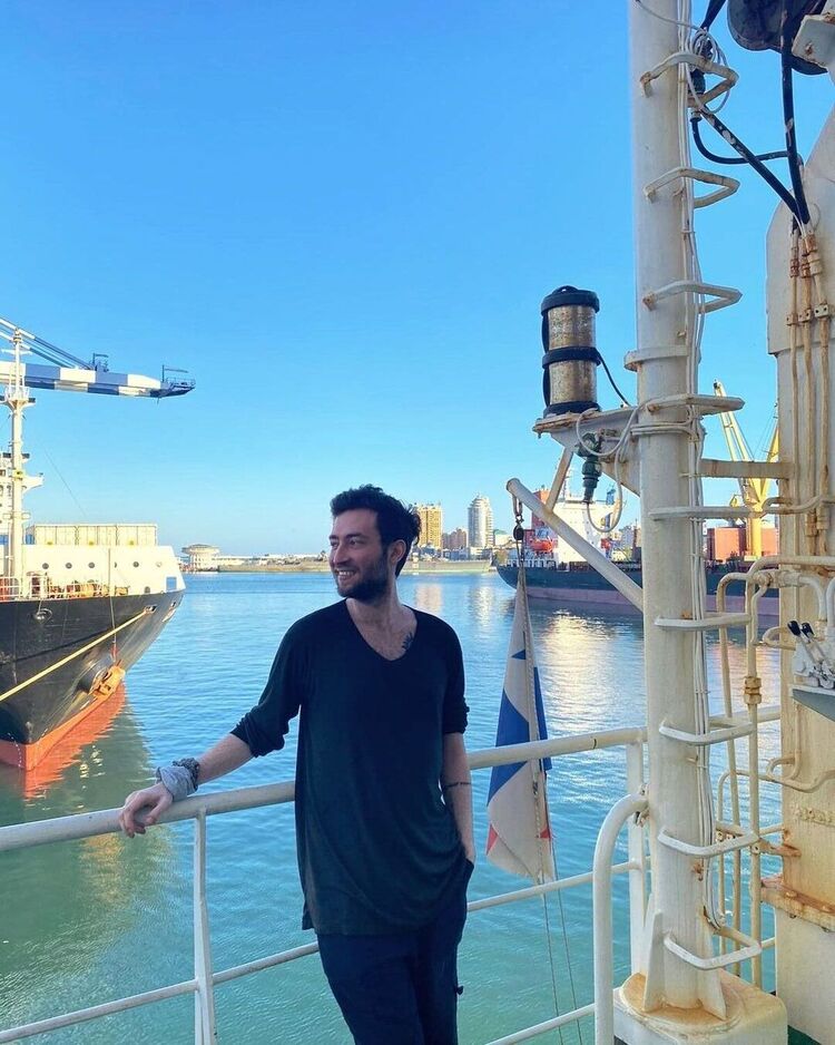  53794345  Dogukan kurt, 28 ,    